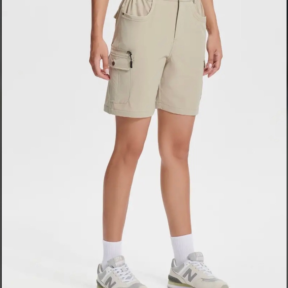 Women’s quick dry cargo shorts